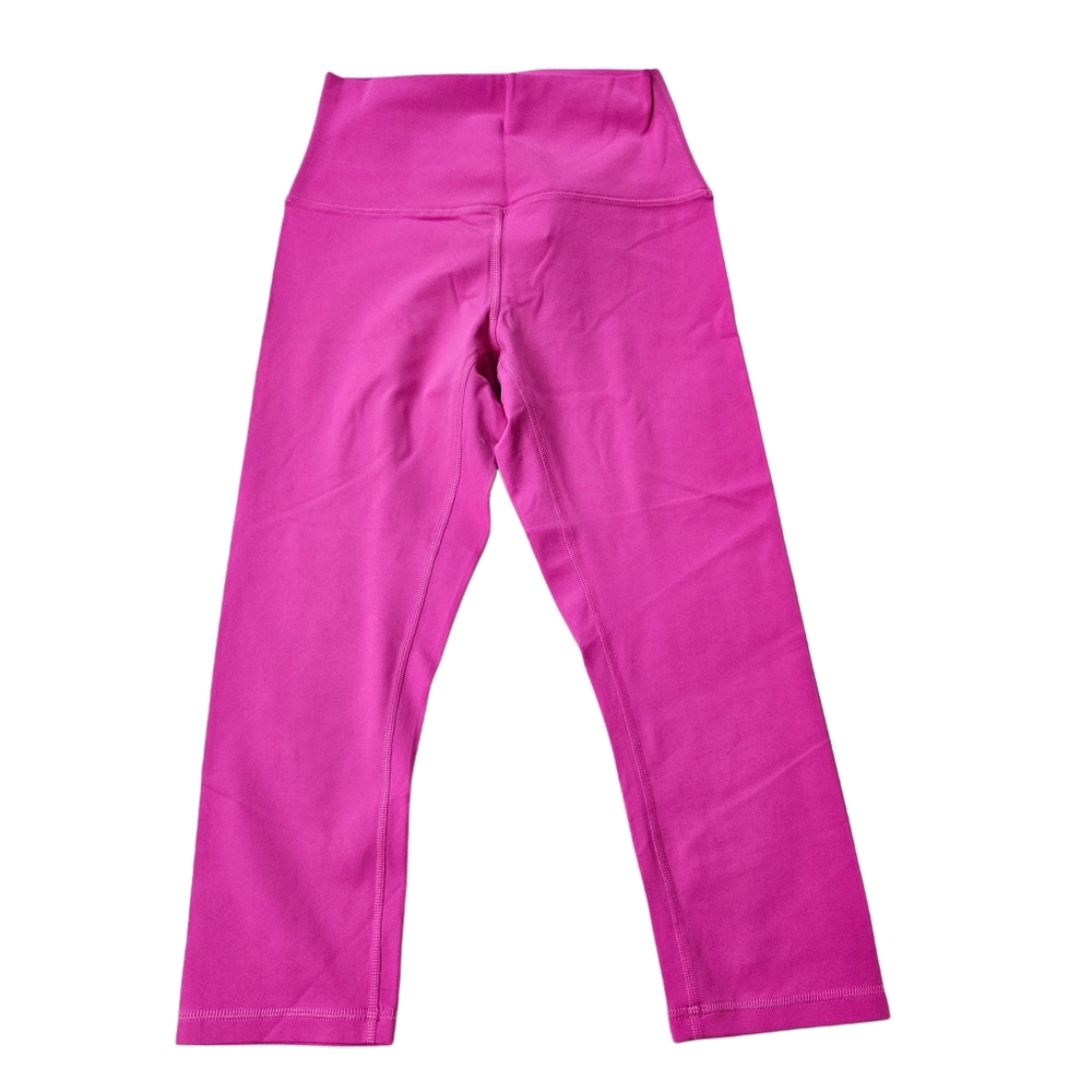 ❤️SPECIAL❤️NWT.CRZ YOGA Butterluxe Capris Leggings In Hibiscus Purple - Picture 2 of 11